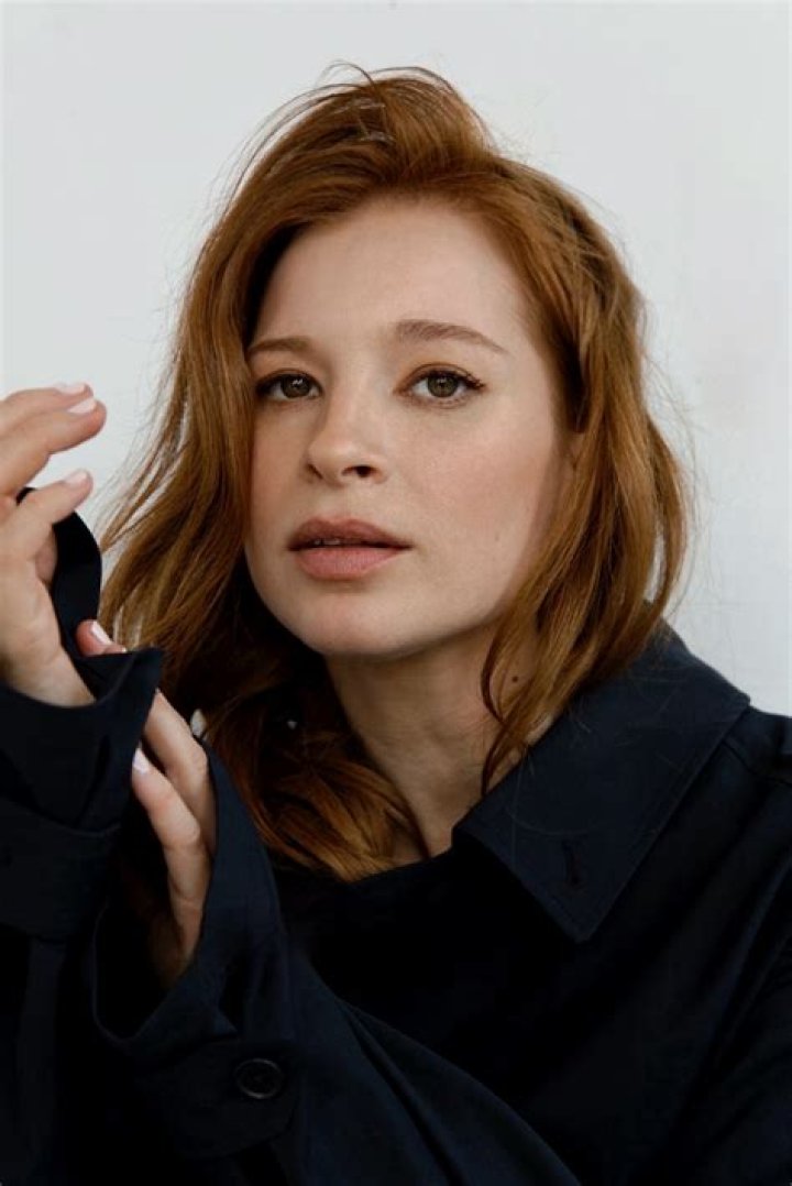 Stacey Farber: The Versatile Actress Who Captivates Audiences Worldwide